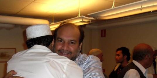 القاعده برای انجام یک عملیات انتحاری درمسجد افغانهای شهرمالمو آماده گی میگیرد