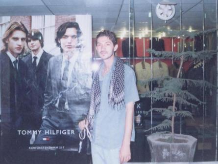 عاصف حسینی عاصف حسینی